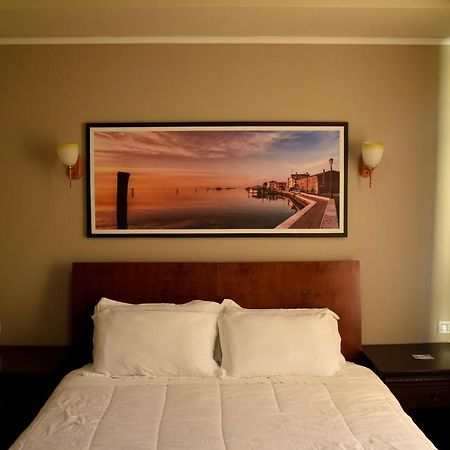 Imperial Hotel Ih Elbasan Eksteriør billede