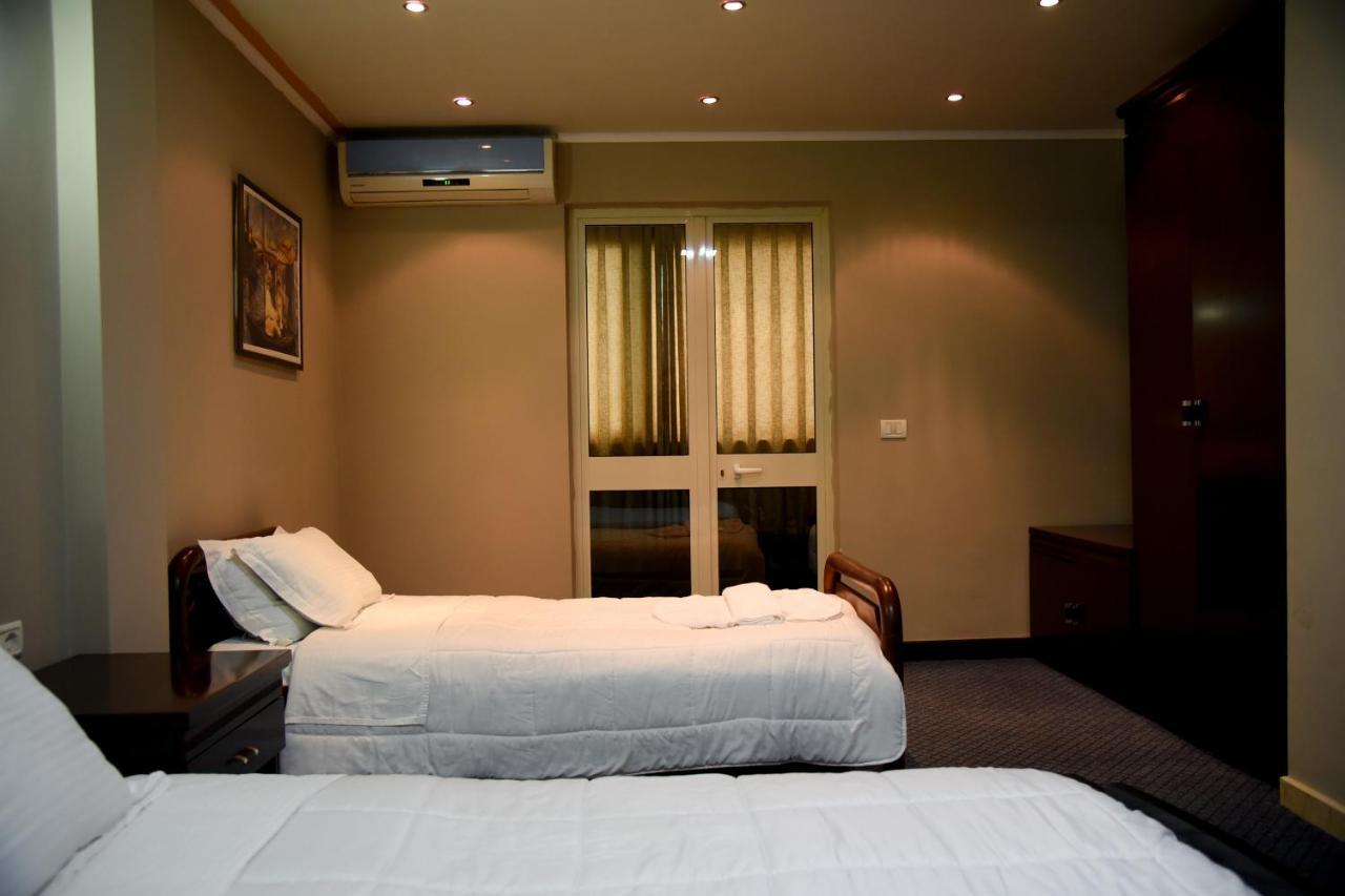 Imperial Hotel Ih Elbasan Eksteriør billede