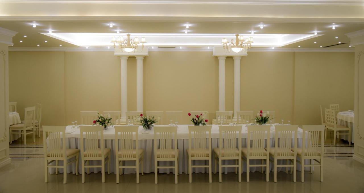 Imperial Hotel Ih Elbasan Eksteriør billede