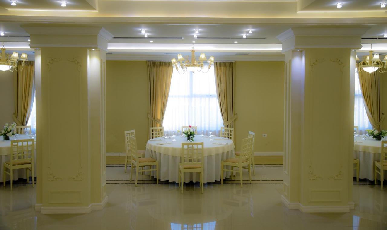 Imperial Hotel Ih Elbasan Eksteriør billede