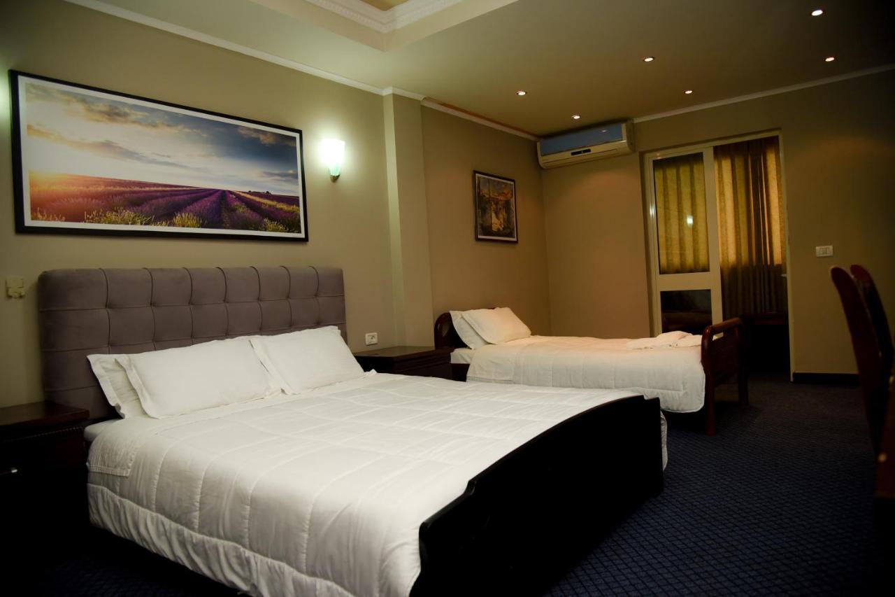 Imperial Hotel Ih Elbasan Eksteriør billede