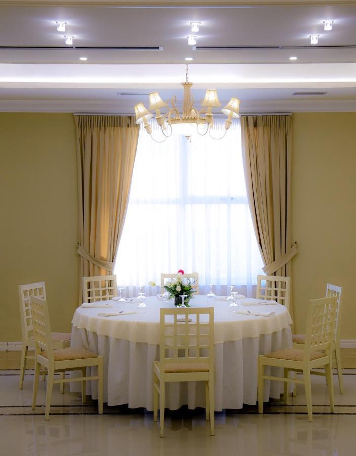 Imperial Hotel Ih Elbasan Eksteriør billede